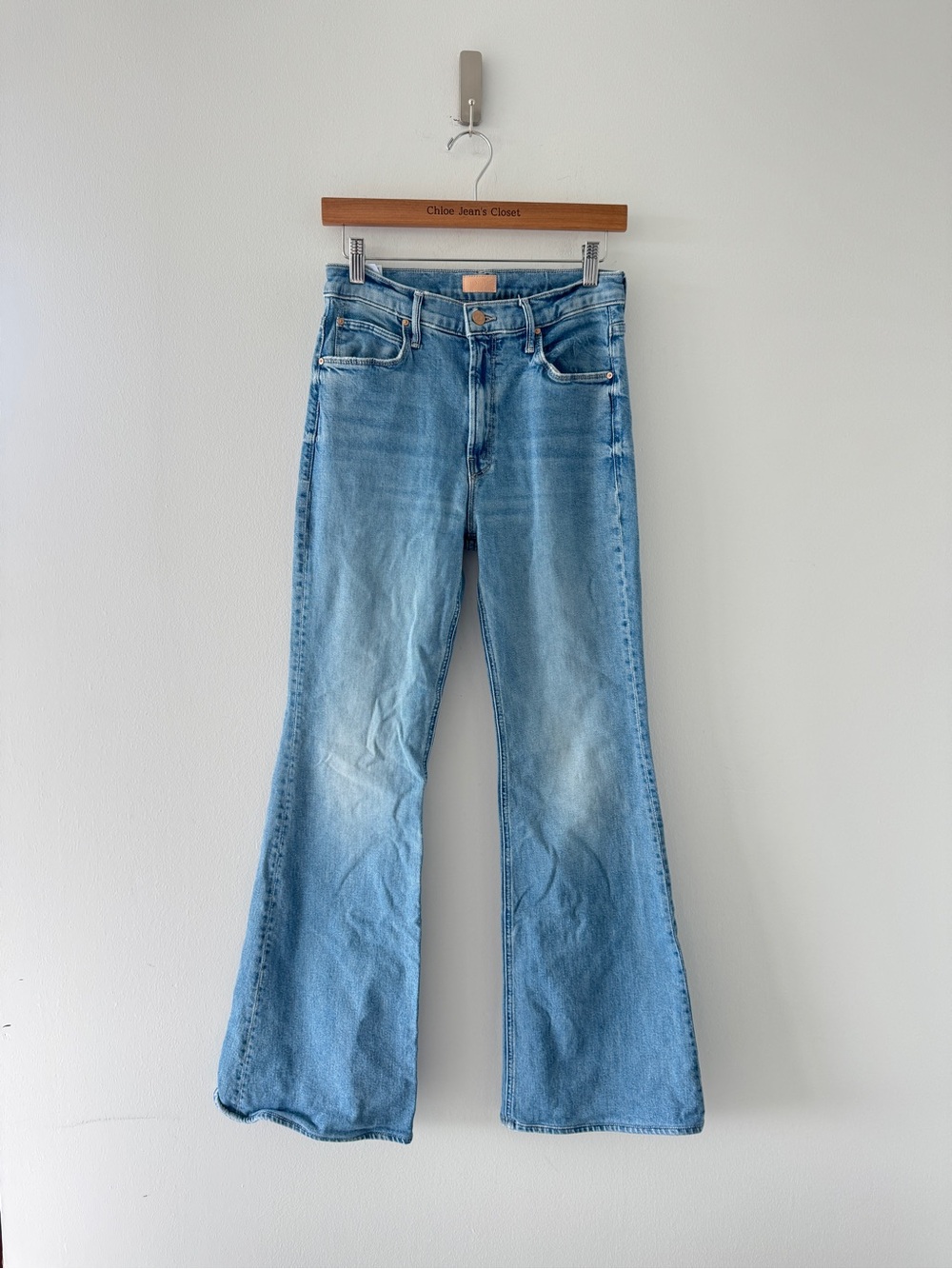 MOTHER Doozy Jeans in Horseback to Quarterback 28 - Picture 4 of 9